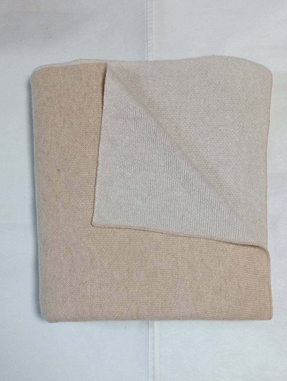 Club Monaco Bedford Scarf Reversible In Tan And Cream